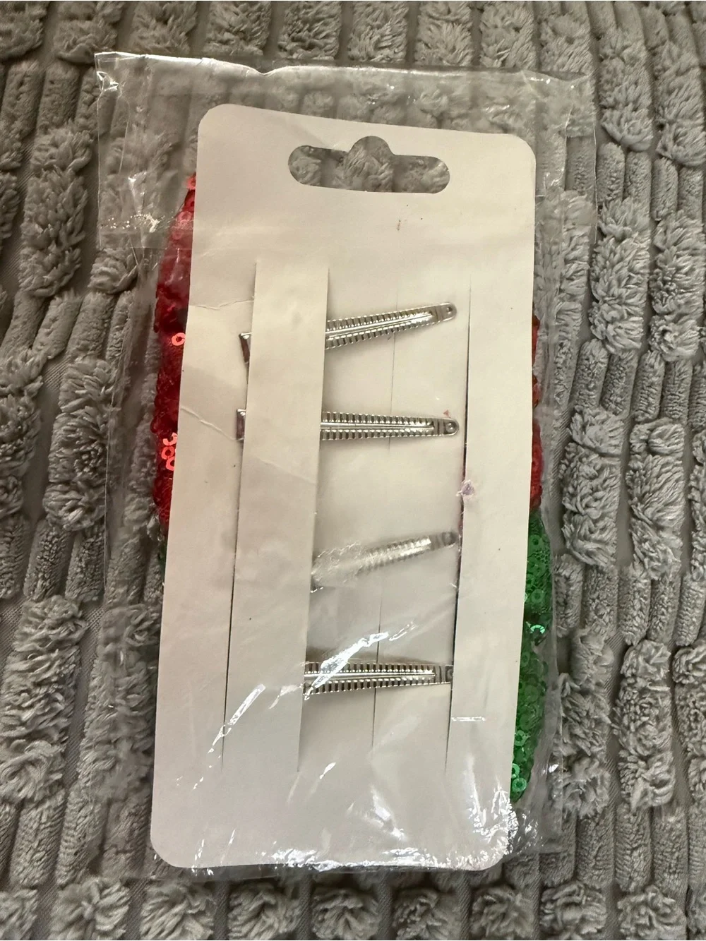 Sequin Bow Hair Clips for Kids – Red & Green Holiday Set